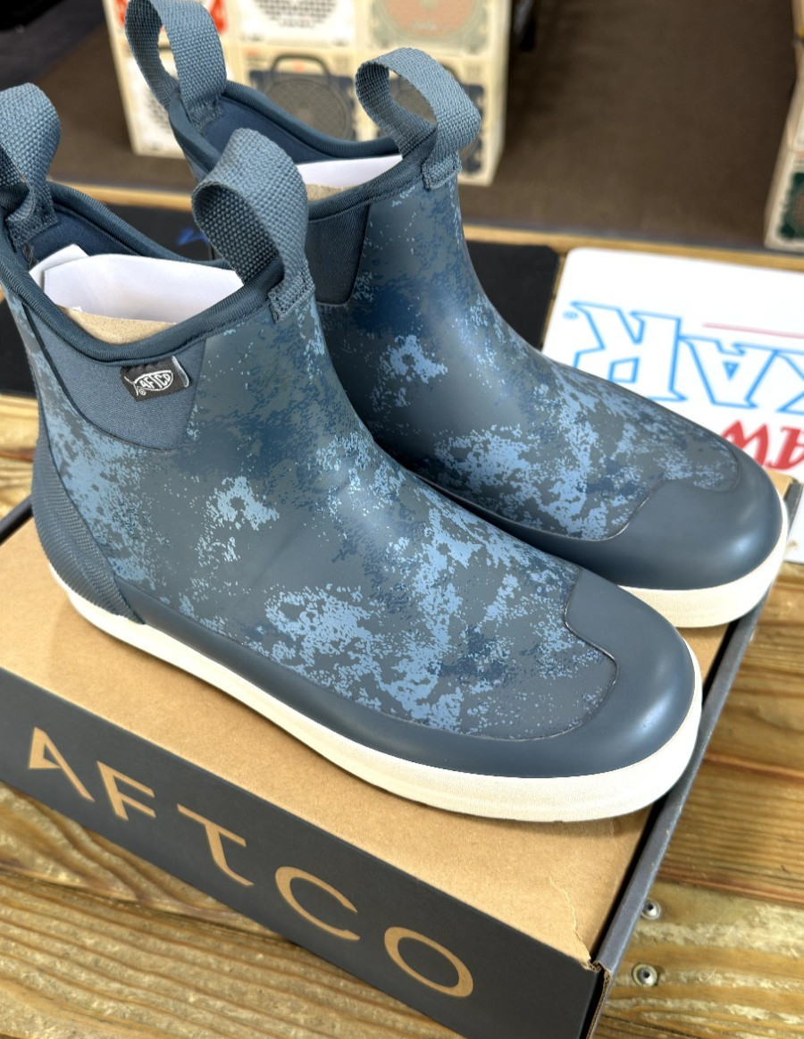 New AFTCO Ankle Deck Boat Slip on Boots Acid Camo Blue Men\'s 8 Womens 9.5 New AFTCO Ankle Deck Boat Slip on Boots Acid Camo Blue Men\'s 8 Womens 9.5