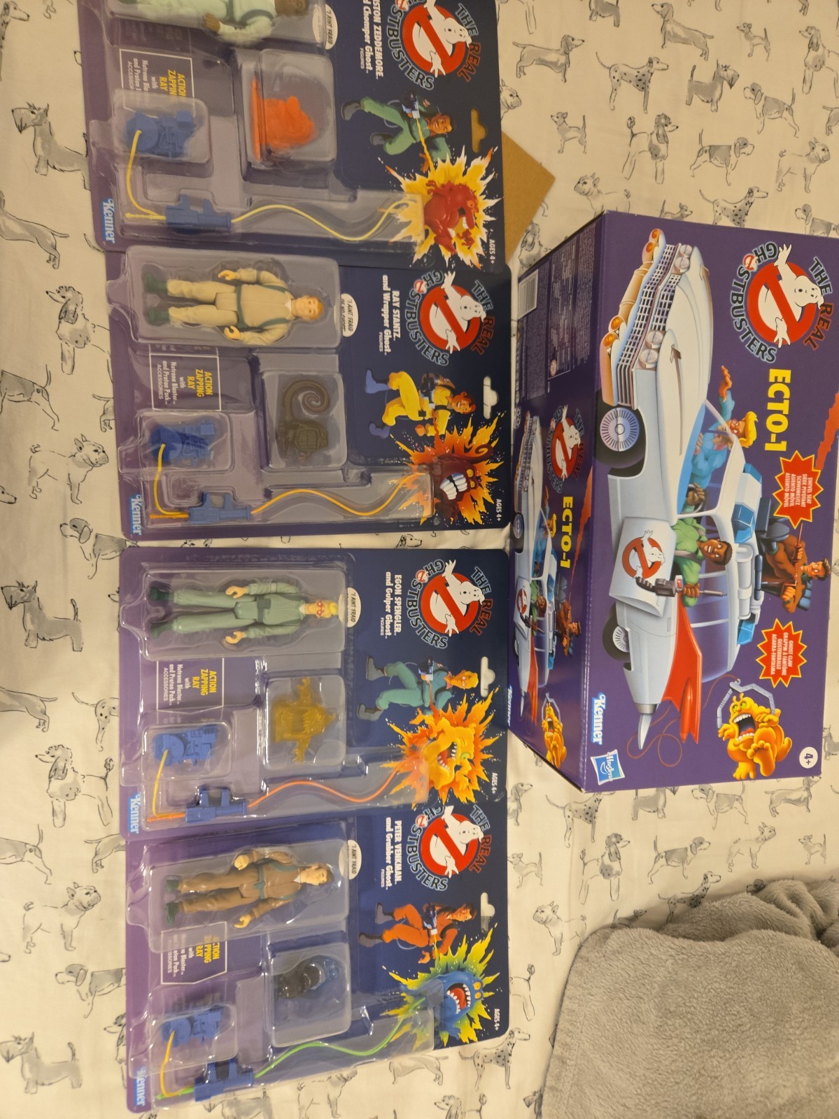 Hasbro Kenner Real Ghostbusters Set Of 4 Figures With Ecto 1 Included Hasbro Kenner Real Ghostbusters Set Of 4 Figures With Ecto 1 Included