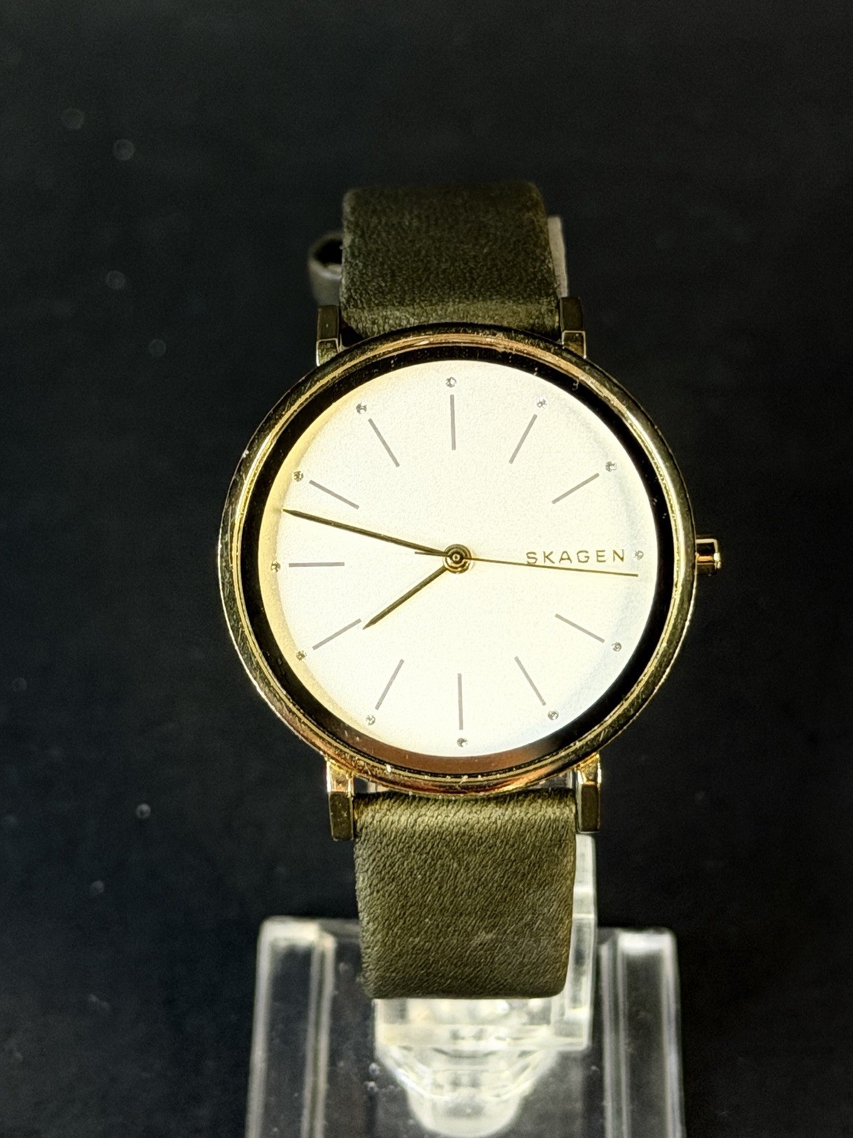 Skagen Hald SKW2491 34mm Gold Case NEW BATTERY White Dial Gray Lthr Strap 1267 Skagen Hald SKW2491 34mm Gold Case NEW BATTERY White Dial Gray Lthr Strap 1267