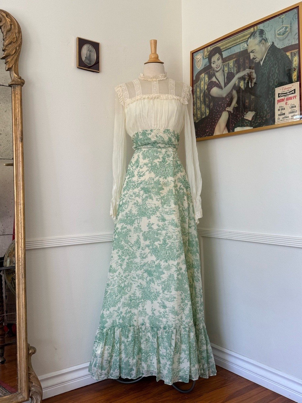 Edwardian Revival 1970s Prairie Dress Edwardian Revival 1970s Prairie Dress