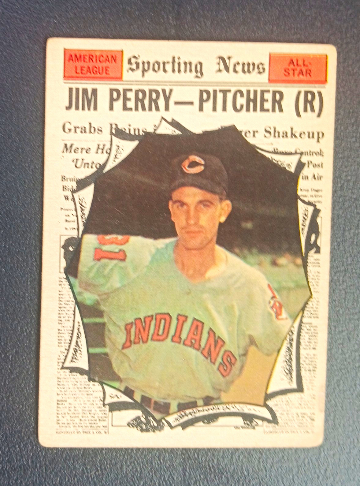 1961 Topps Jim Perry Cleveland Indians Sporting News All-Star #584 Hi # SP VG+ 1961 Topps Jim Perry Cleveland Indians Sporting News All-Star #584 Hi # SP VG+