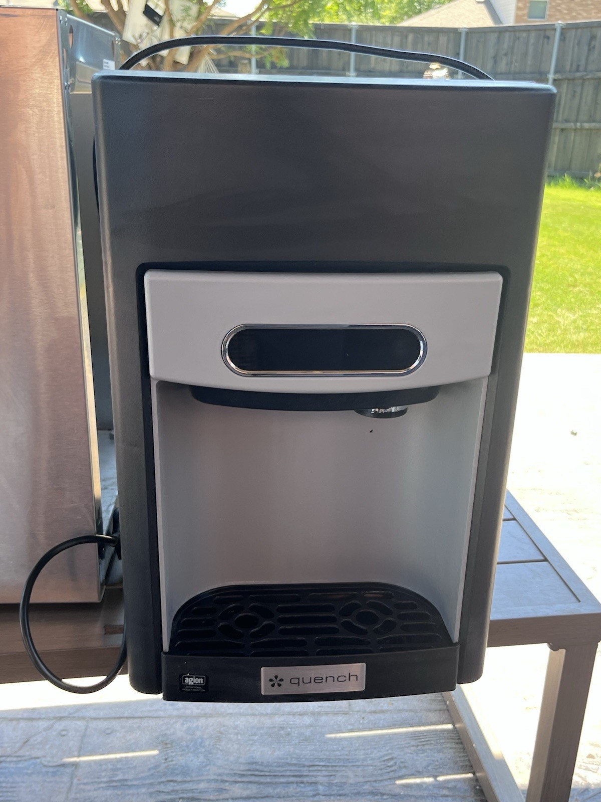 Follett Commercial countertop Sonic Nugget Ice Machine Maker /WATER & Dispenser Follett Commercial countertop Sonic Nugget Ice Machine Maker /WATER & Dispenser