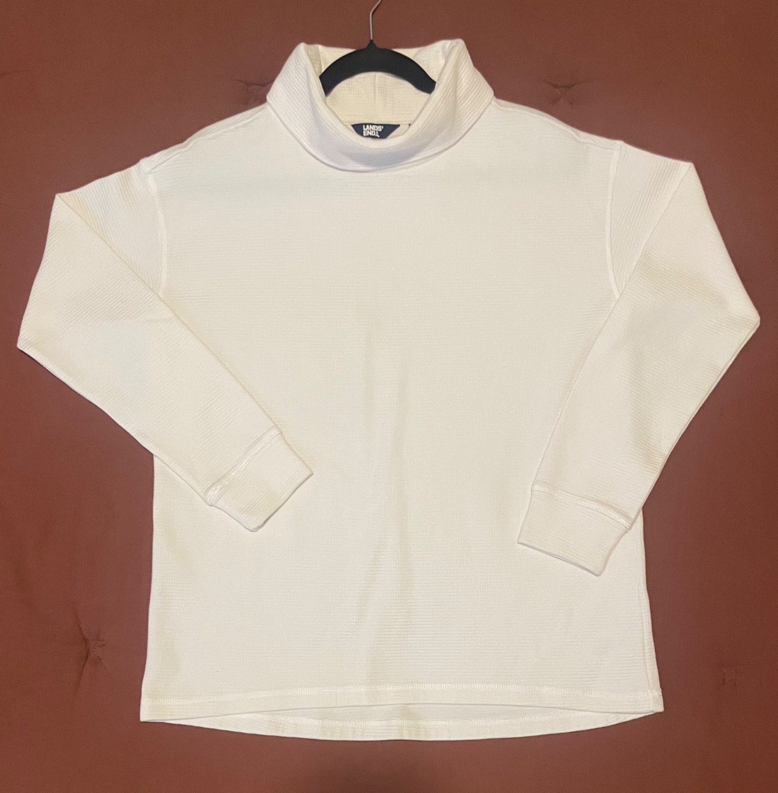 Lands’ End Women’s M White Waffle Knit Turtleneck Long Sleeve Thermal Top Lands’ End Women’s M White Waffle Knit Turtleneck Long Sleeve Thermal Top
