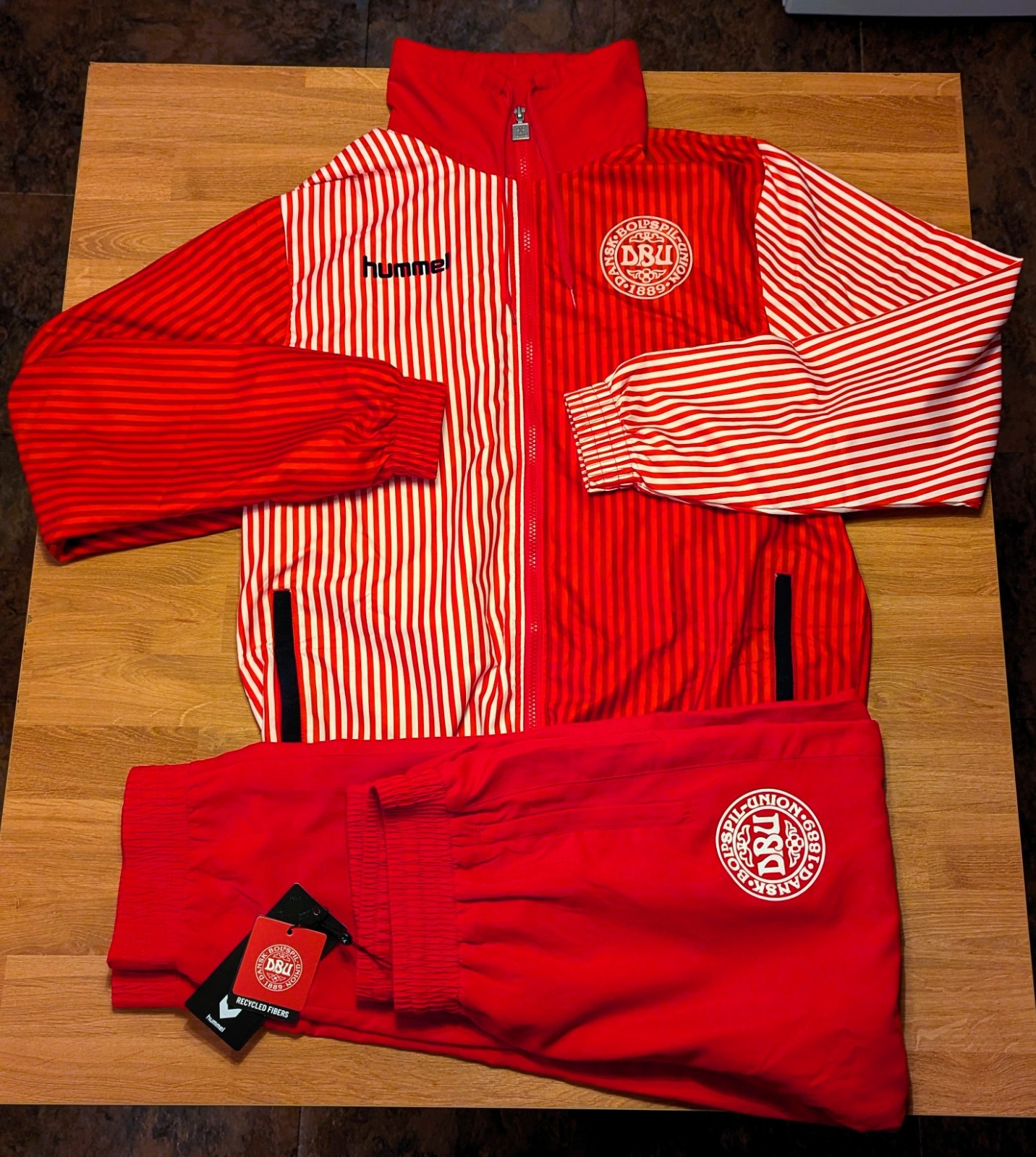 Hummel Denmark Reissue Tracksuit World Cup 1986 Small (Loose fit) *BNIB* Hummel Denmark Reissue Tracksuit World Cup 1986 Small (Loose fit) *BNIB*
