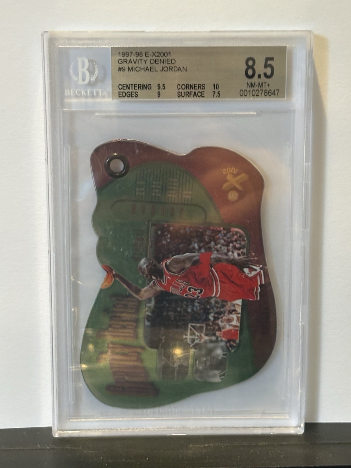 1997-98 Skybox Ex2001 - Gravity Denied Michael Jordan #9GD Good Subs