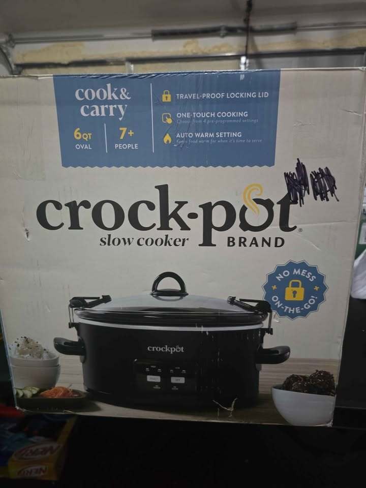 New Open Box Crock-Pot 6-Qt Cook & Carry Slow Cooker #2 New Open Box Crock-Pot 6-Qt Cook & Carry Slow Cooker #2