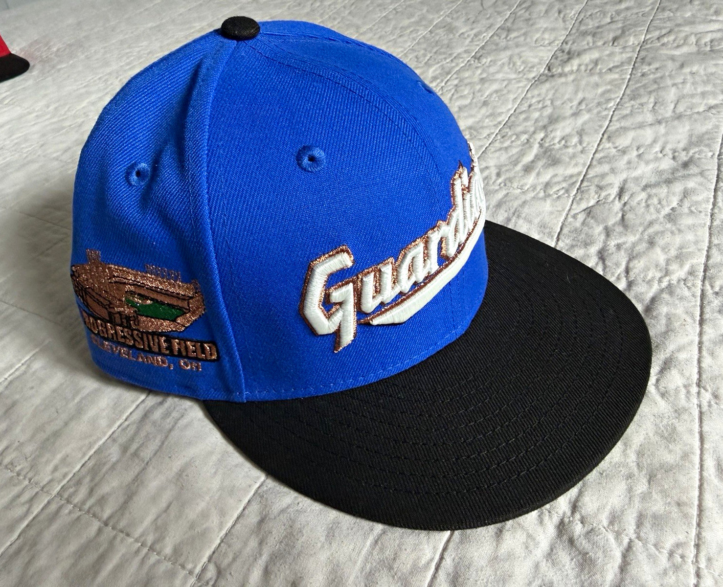 New Era Cleveland Guardians 59FIFTY Fitted Cap 6 7/8 MLB Blue/Black Patch New Era Cleveland Guardians 59FIFTY Fitted Cap 6 7/8 MLB Blue/Black Patch