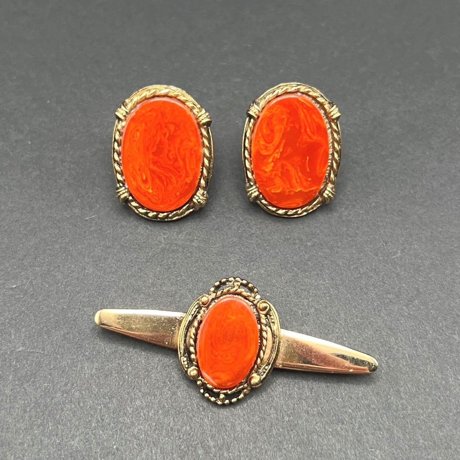 Vintage Clip On Earrings Brooch Set Gold Tone Orange Resin Revival Signed Star
