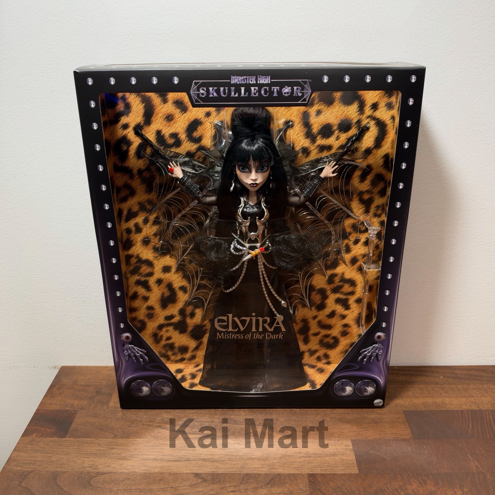 Mattel Monster High Skullector Elvira Mistress of the Dark Doll HYV99 - NEW Mattel Monster High Skullector Elvira Mistress of the Dark Doll HYV99 - NEW