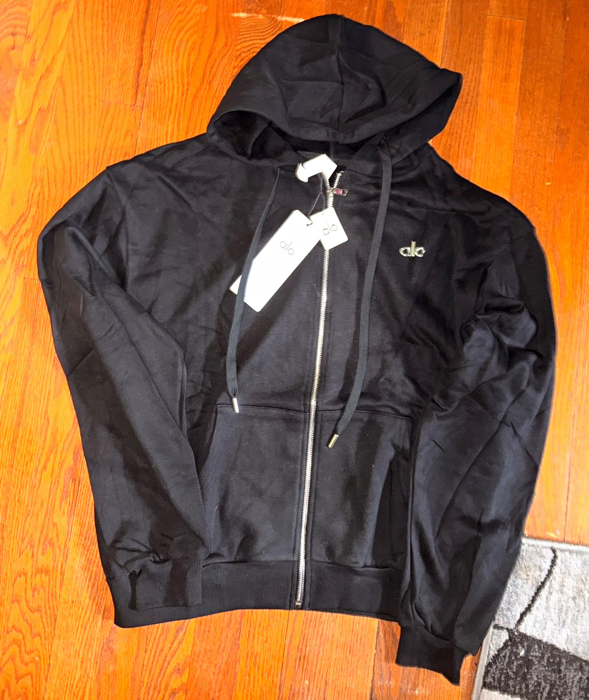 Black ALO zip up S/M/L
