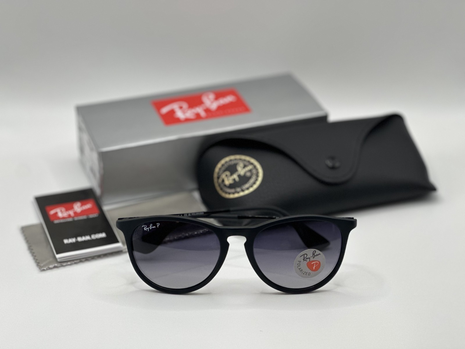 Ray-Ban RB4171 622/T3 Erika Polarized Gradient Lens Rubber Matte Black 54mm Ray-Ban RB4171 622/T3 Erika Polarized Gradient Lens Rubber Matte Black 54mm