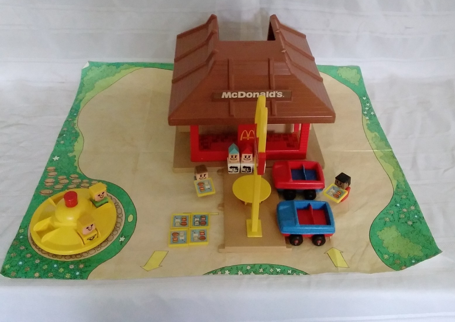 Vintage Playskool McDonald's COMPLETE -  FPB015