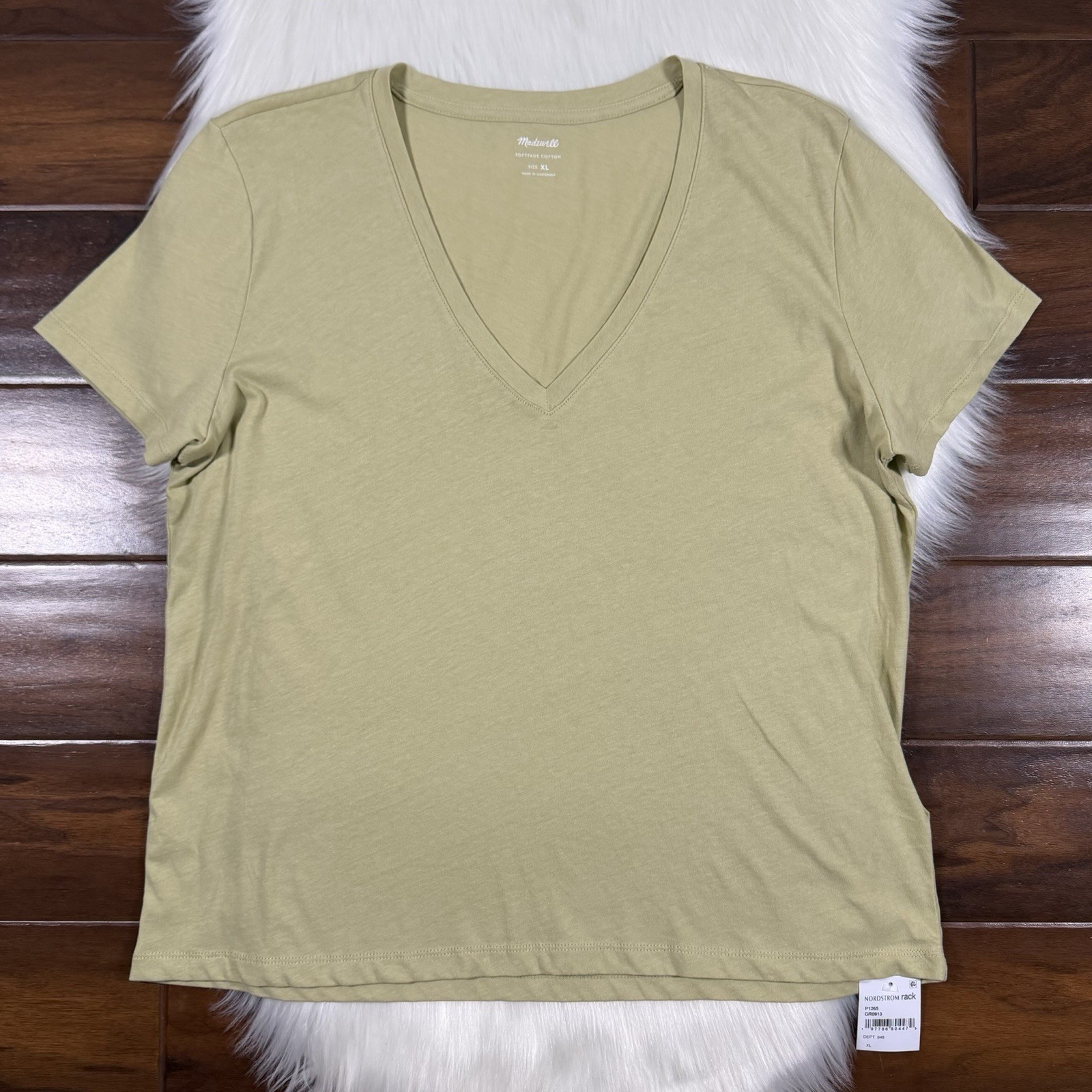 Madewell Women\'s Size XL 100% Cotton Softfade V Neck Short Sleeve Tee T Shirt Madewell Women\'s Size XL 100% Cotton Softfade V Neck Short Sleeve Tee T Shirt