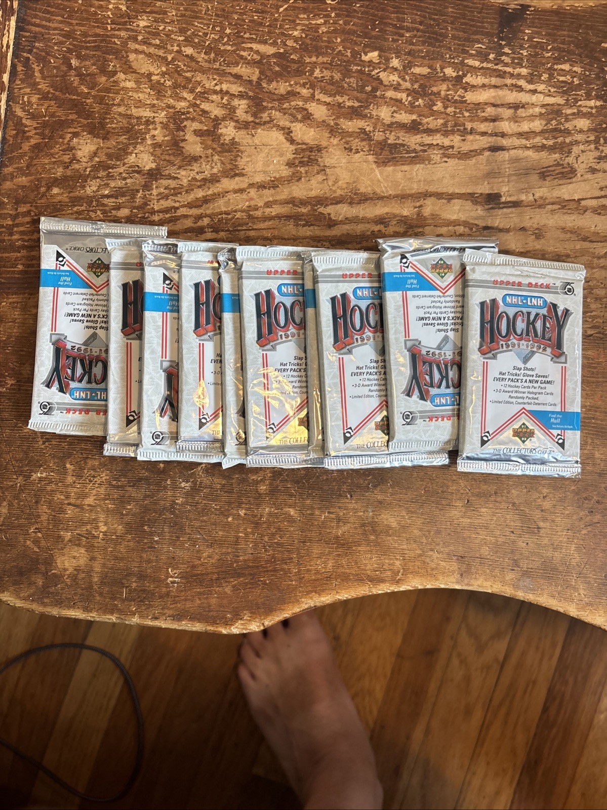 10 Unopened 1991-92 Upper Deck Hockey NHL-LNH Packs -Gretzky Brett Hull Auto 10 Unopened 1991-92 Upper Deck Hockey NHL-LNH Packs -Gretzky Brett Hull Auto