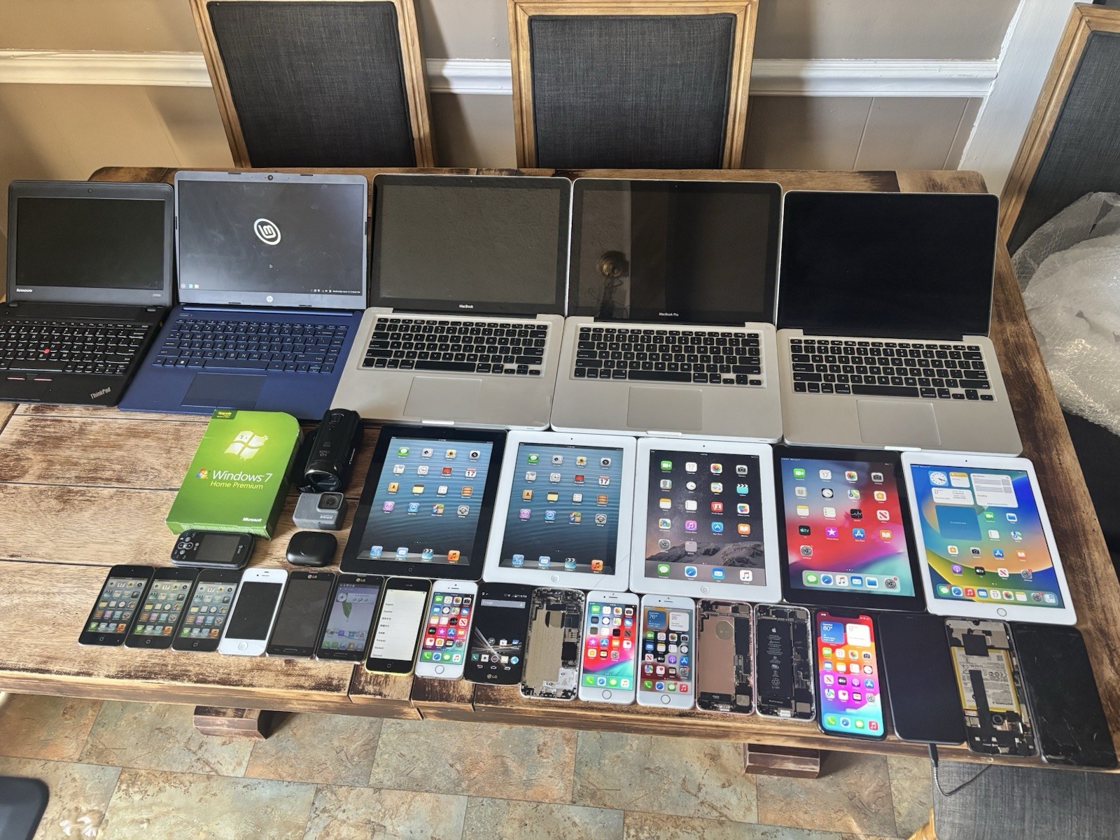 Massive mixed tech lot Massive mixed tech lot