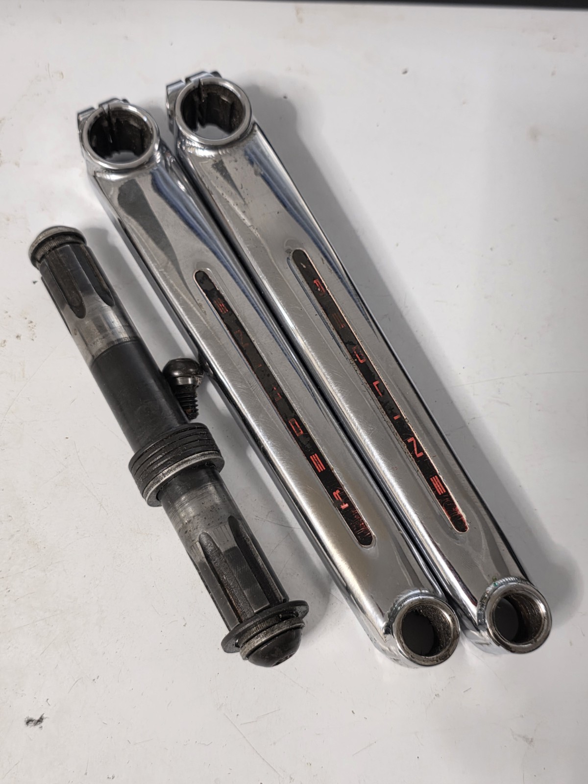 Old school Redline 401 flight 3 piece cranks 1/2 wrap 180mm bmx bike