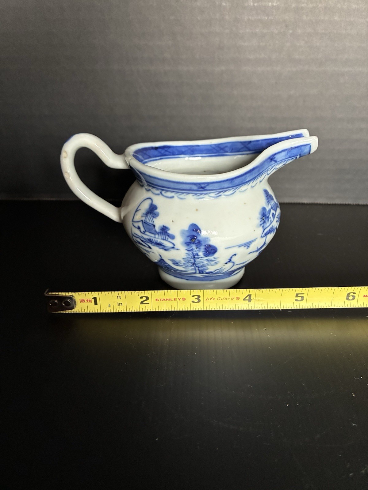 19th-century Chinese Export porcelain Blue Canton sauce or creamer.