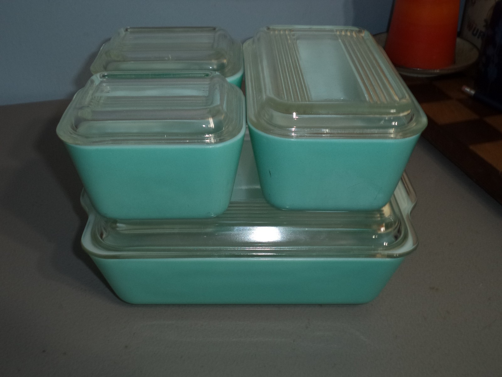Vintage Pyrex Robin Egg Refrigerator Set with Lids Vintage Pyrex Robin Egg Refrigerator Set with Lids