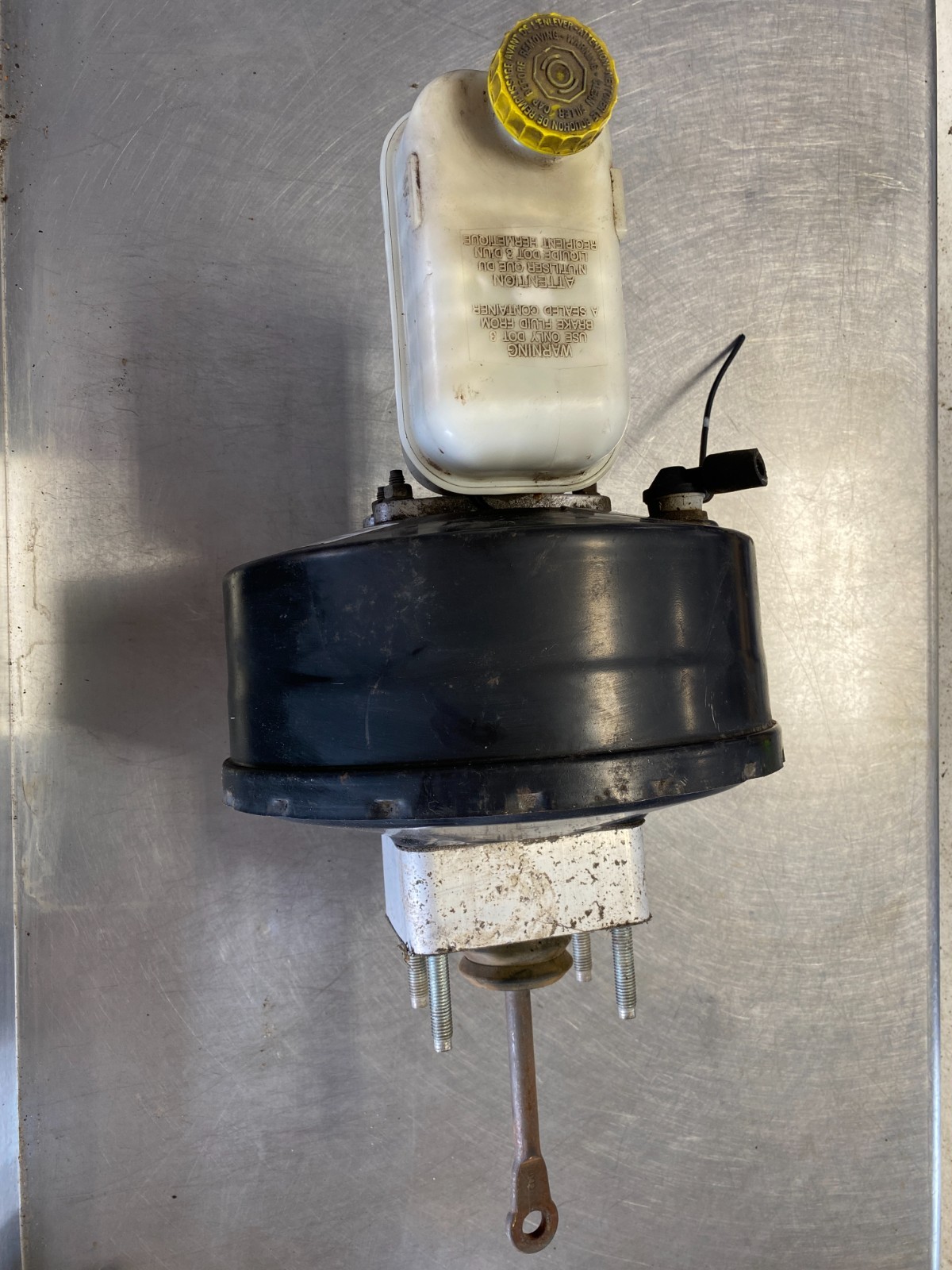 2004-06 Dodge Durango Master Cylinder 5102284AB OEM Warranty 2004-06 Dodge Durango Master Cylinder 5102284AB OEM Warranty