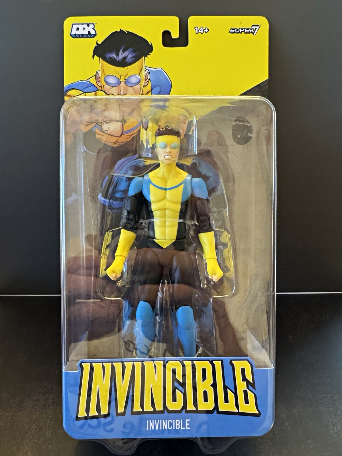Super7 Invincible DX Deluxe Action Figure Plastic 14+ Yellow Blue Black Super7 Invincible DX Deluxe Action Figure Plastic 14+ Yellow Blue Black