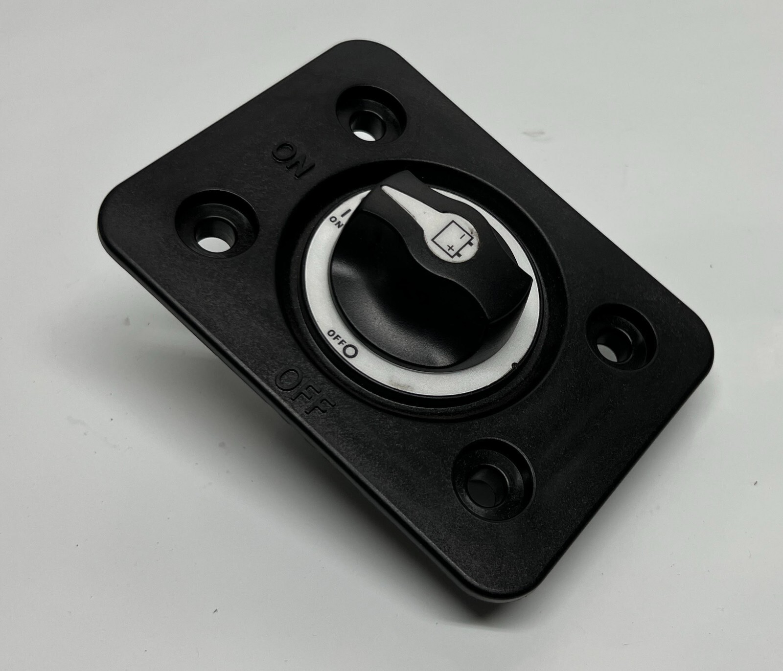 A06-88420-000 Genuine Freightliner Positive Cutoff Switch Single OEM - New A06-88420-000 Genuine Freightliner Positive Cutoff Switch Single OEM - New