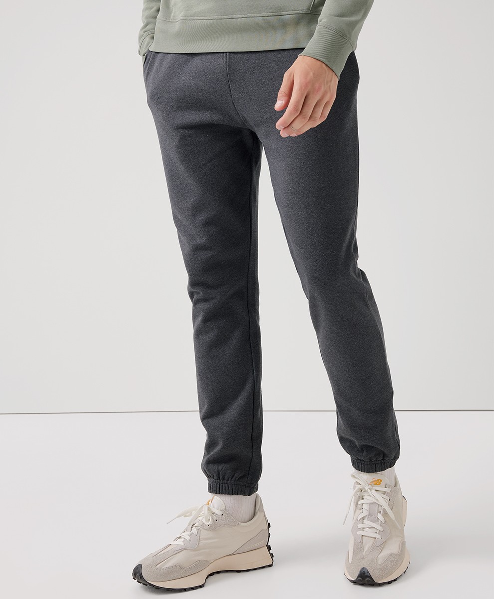 Pact Men\'s Brushed Fleece Sweatpant Medium Charcoal Heather Comfortable Pants