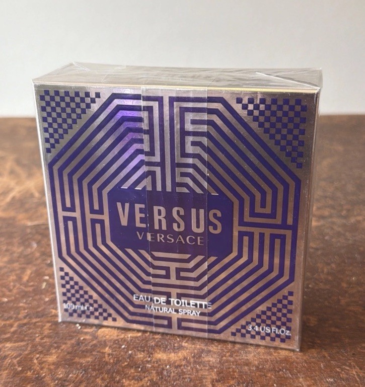 Versus by Versace Women 3.4OZ 100ml Eau De Toilette EDT Spray NEW SEALED Versus by Versace Women 3.4OZ 100ml Eau De Toilette EDT Spray NEW SEALED
