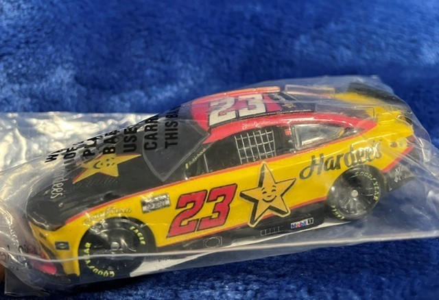 Hardee's Bubba Wallace 2026 Promotional NASCAR 1/64 Car SEALED-NEW Hardee's Bubba Wallace 2026 Promotional NASCAR 1/64 Car SEALED-NEW