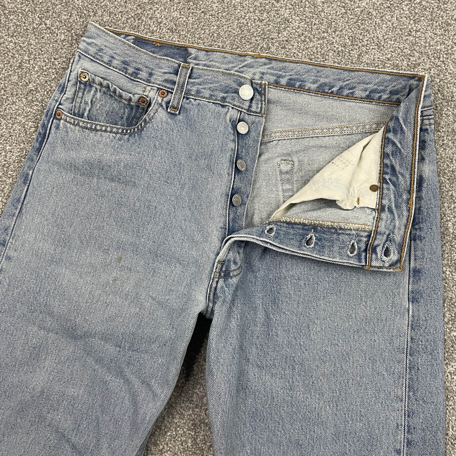 Vintage Levi’s 501 Jeans Men 34x30 (Fit 31x30) USA 501-0134 2000 Y2K Light Wash