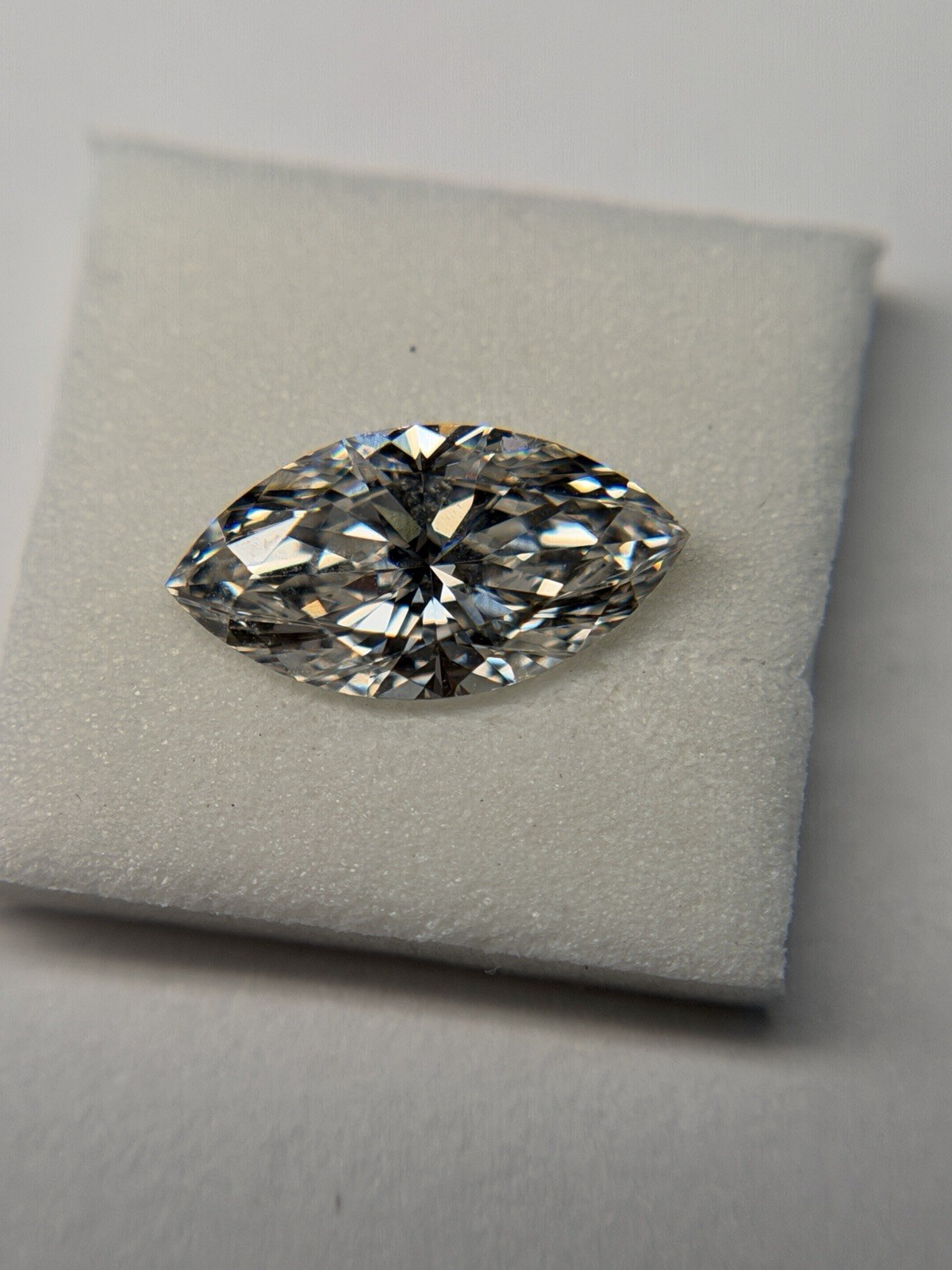 Marquise Brilliant 1.37ct IGI Certified Lab Grown Diamond F/VVS2 EX LG795689365 Marquise Brilliant 1.37ct IGI Certified Lab Grown Diamond F/VVS2 EX LG795689365