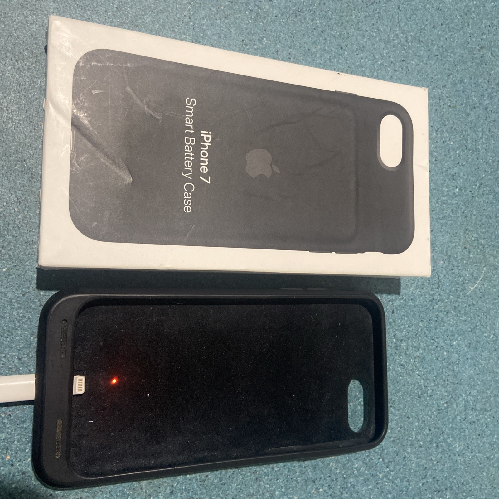 Apple iPhone 7 Smart Battery Case - Black in Original Box  Rare Vintage Great