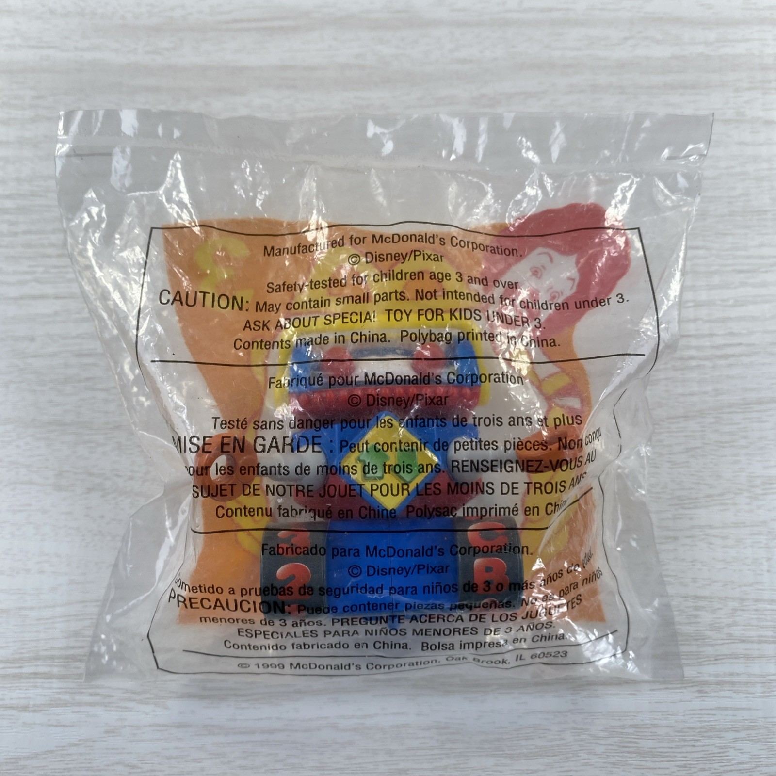 Robot #3 1999 Disney Pixar Toy Story 2 McDonalds Happy Meal Pull Back 2.75\ Robot #3 1999 Disney Pixar Toy Story 2 McDonalds Happy Meal Pull Back 2.75\