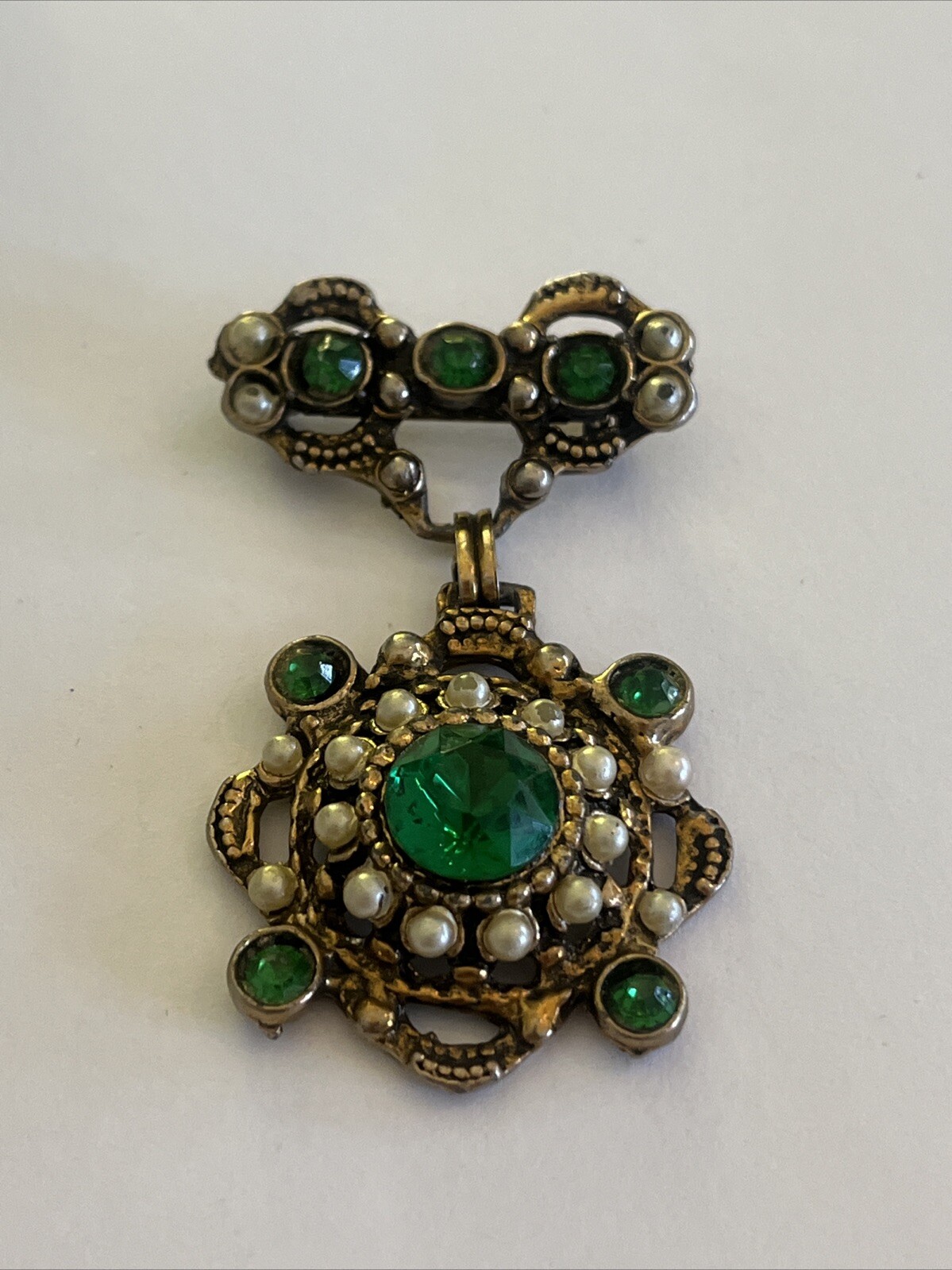 Vintage Austrian Hungarian Brooch Green Rhinestone Pearl Detailing Vintage Austrian Hungarian Brooch Green Rhinestone Pearl Detailing