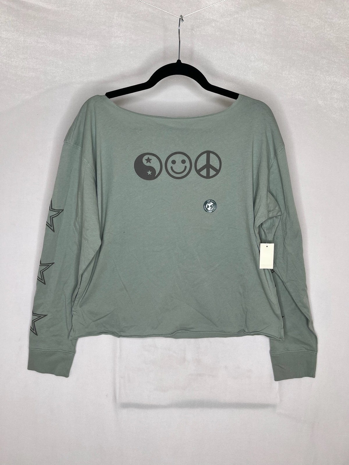 Aeropostale Shirt Womens Medium Green Boat Neck Long Sleeve Peace Smiley NEW