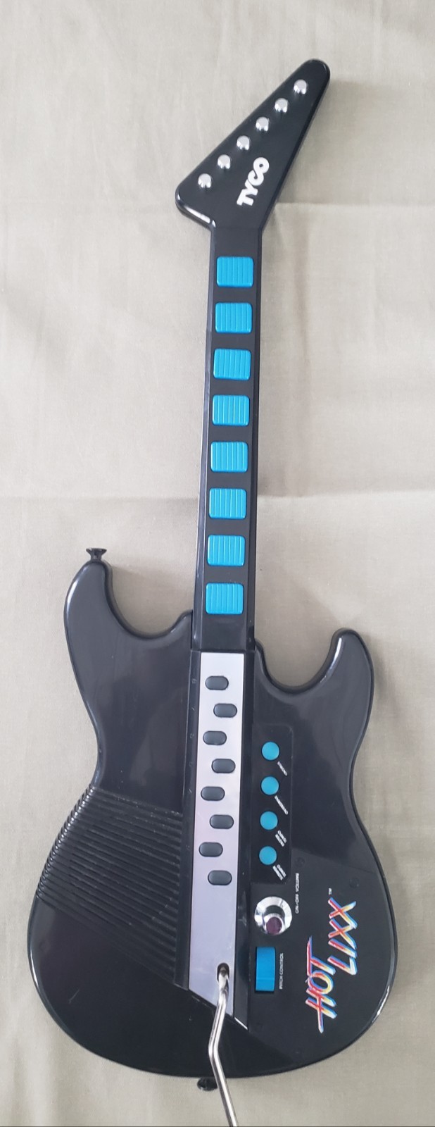 Vintage 80s TYCO HOT LIXX Computerized Electronic Guitar 1989 Toy - Works GREAT Vintage 80s TYCO HOT LIXX Computerized Electronic Guitar 1989 Toy - Works GREAT