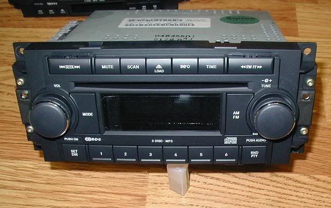 NEW 2006-08 Dodge Ram  MP3 RADIO 6 DISC CD CHANGER