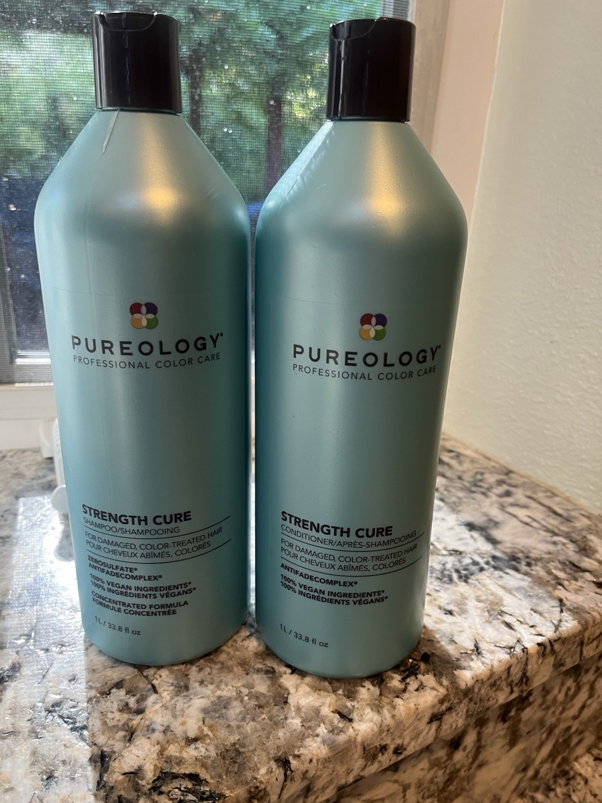 New, Sealed Pureology Strength Cure 33.8 Oz. Shampoo & 33.8 Oz Conditioner Duo New, Sealed Pureology Strength Cure 33.8 Oz. Shampoo & 33.8 Oz Conditioner Duo
