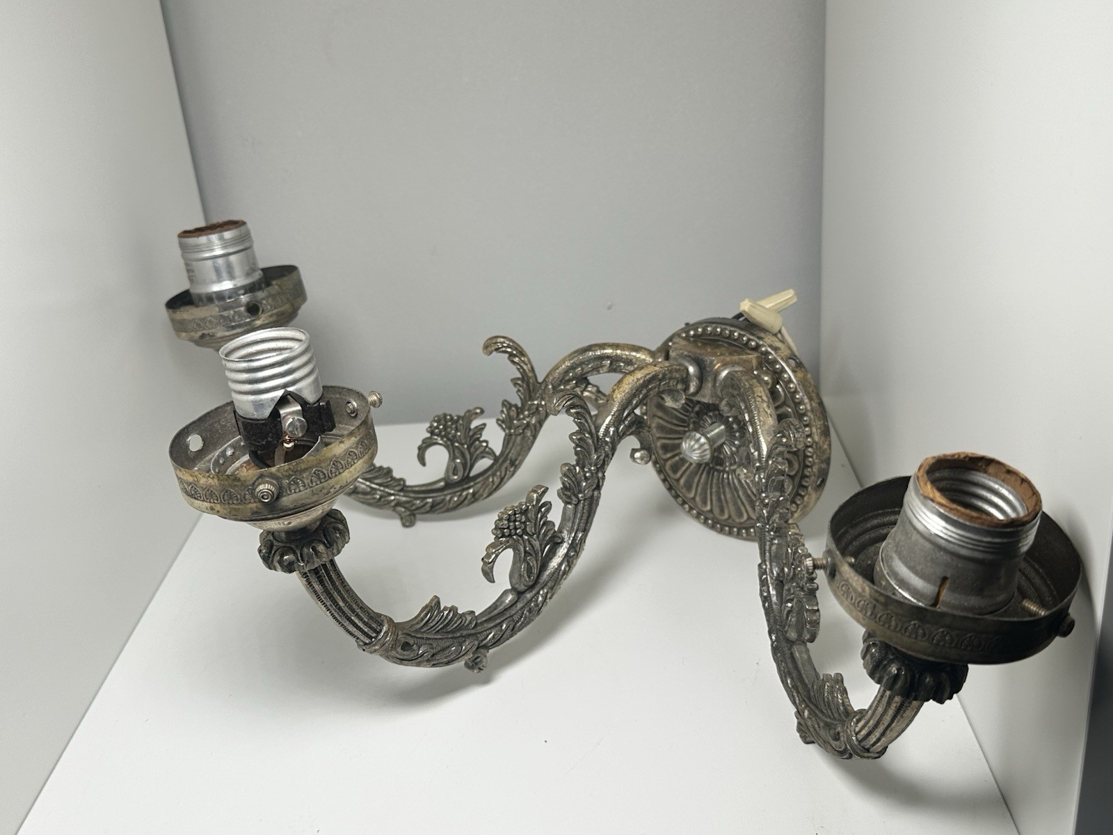 Vintage Italian Style 3 Light Wall Sconce Ornate Floral Scroll Silver Tone Brass Vintage Italian Style 3 Light Wall Sconce Ornate Floral Scroll Silver Tone Brass