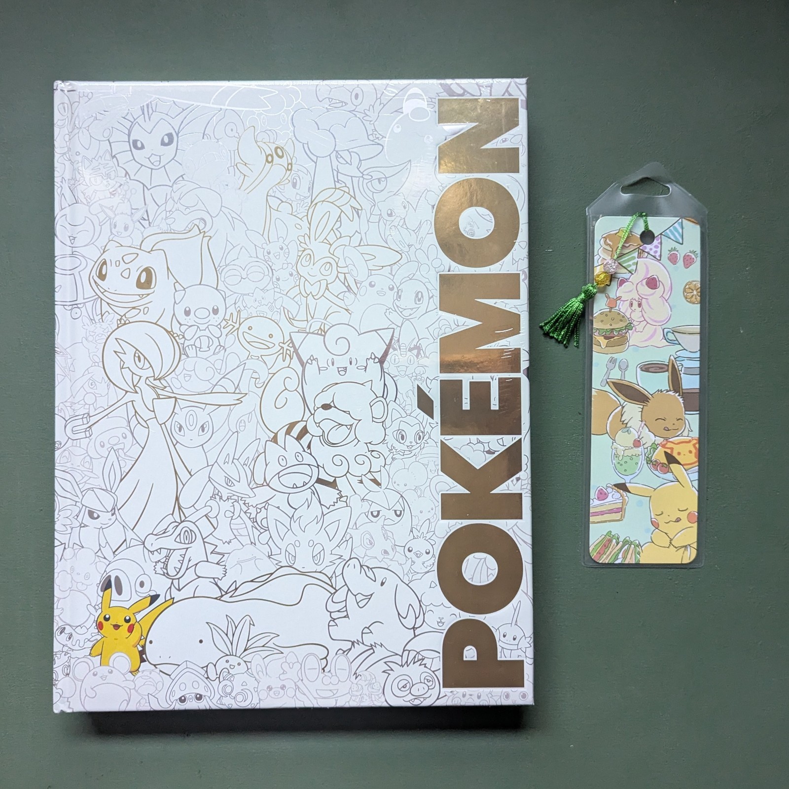 Pokémon Deluxe Character Guide Hardcover Illustrated ***PLUS FREE BOOKMARK*** Pokémon Deluxe Character Guide Hardcover Illustrated ***PLUS FREE BOOKMARK***
