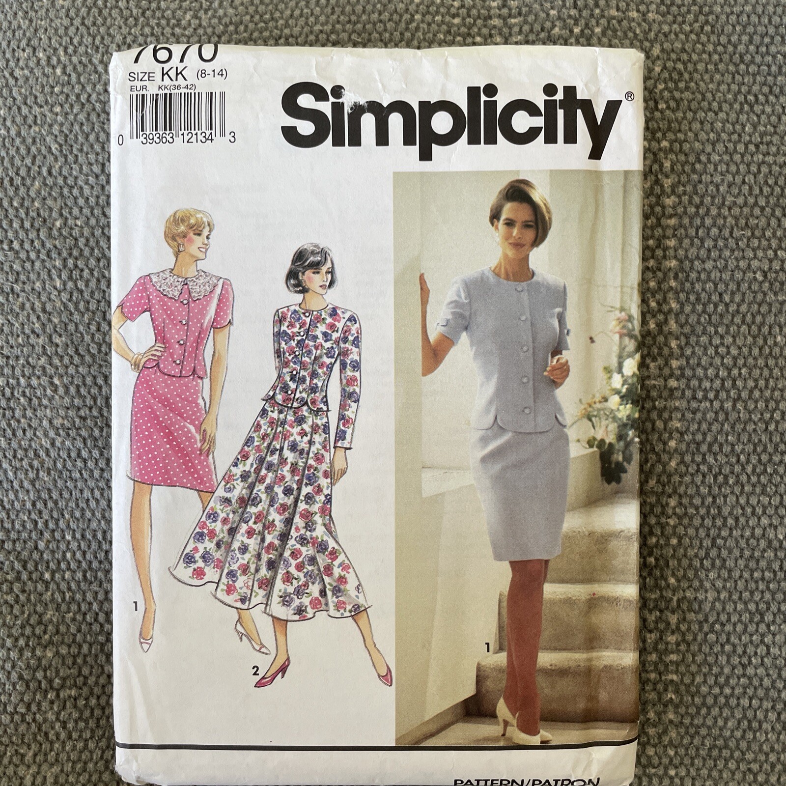 Simplicity 7670 Women's Full & Slim Skirt, Button Down Jacket Top