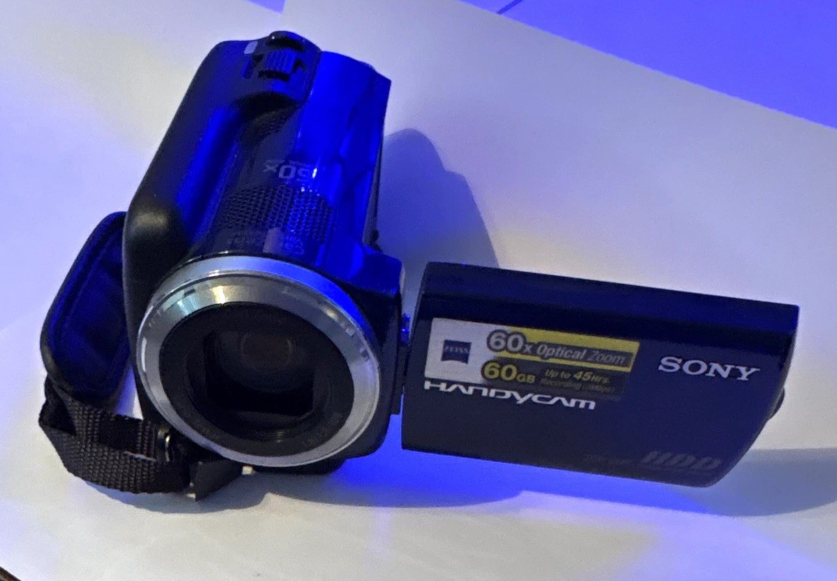 Sony Handycam DCR-SR47 Camcorder 60x Optical/2000x Digital Zoom 2.7\ Sony Handycam DCR-SR47 Camcorder 60x Optical/2000x Digital Zoom 2.7\