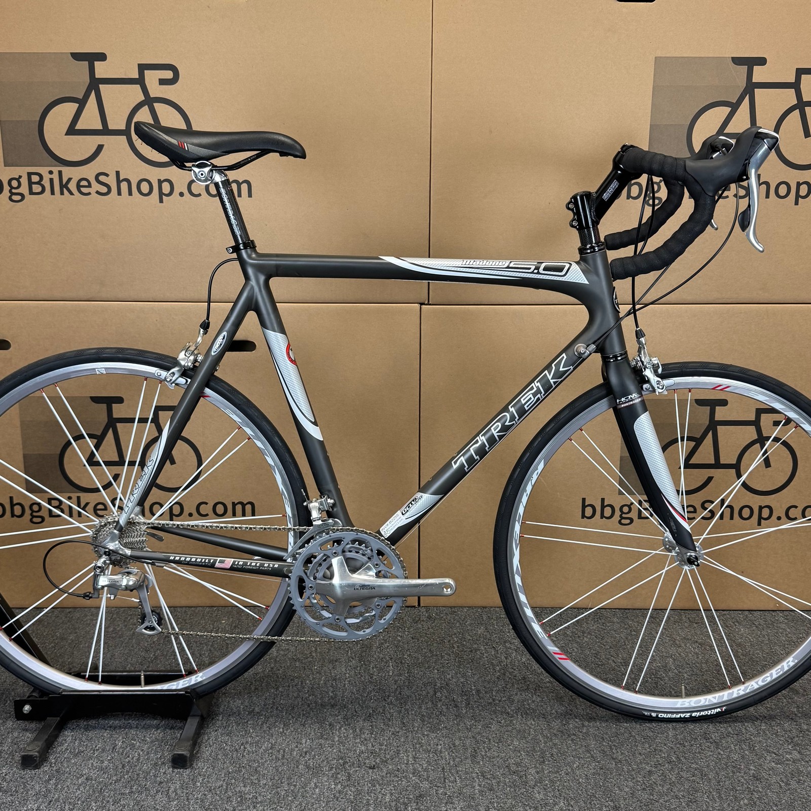Used Trek Madone 5.0, Carbon Fiber Road Bike-2007, 60cm Used Trek Madone 5.0, Carbon Fiber Road Bike-2007, 60cm