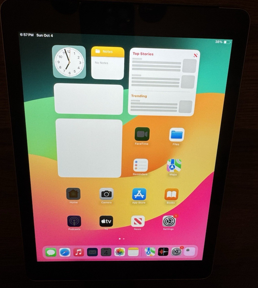 Apple iPad 6th Gen A1954 9.7