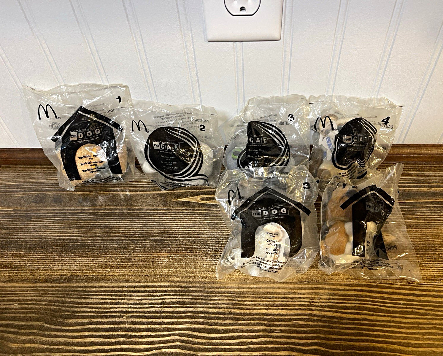 McDonald's Happy Meal Toys The Dog / The Cat, Vintage 2005, Lot of 6 McDonald's Happy Meal Toys The Dog / The Cat, Vintage 2005, Lot of 6