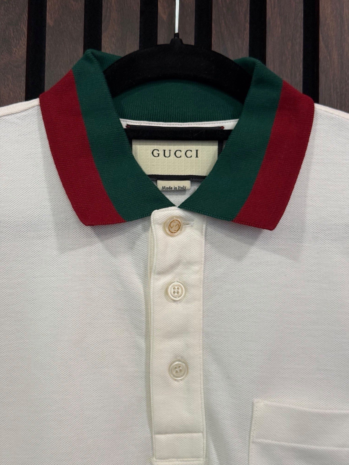 Gucci White Polo Men’s Size Medium Green Red Collar Gucci White Polo Men’s Size Medium Green Red Collar