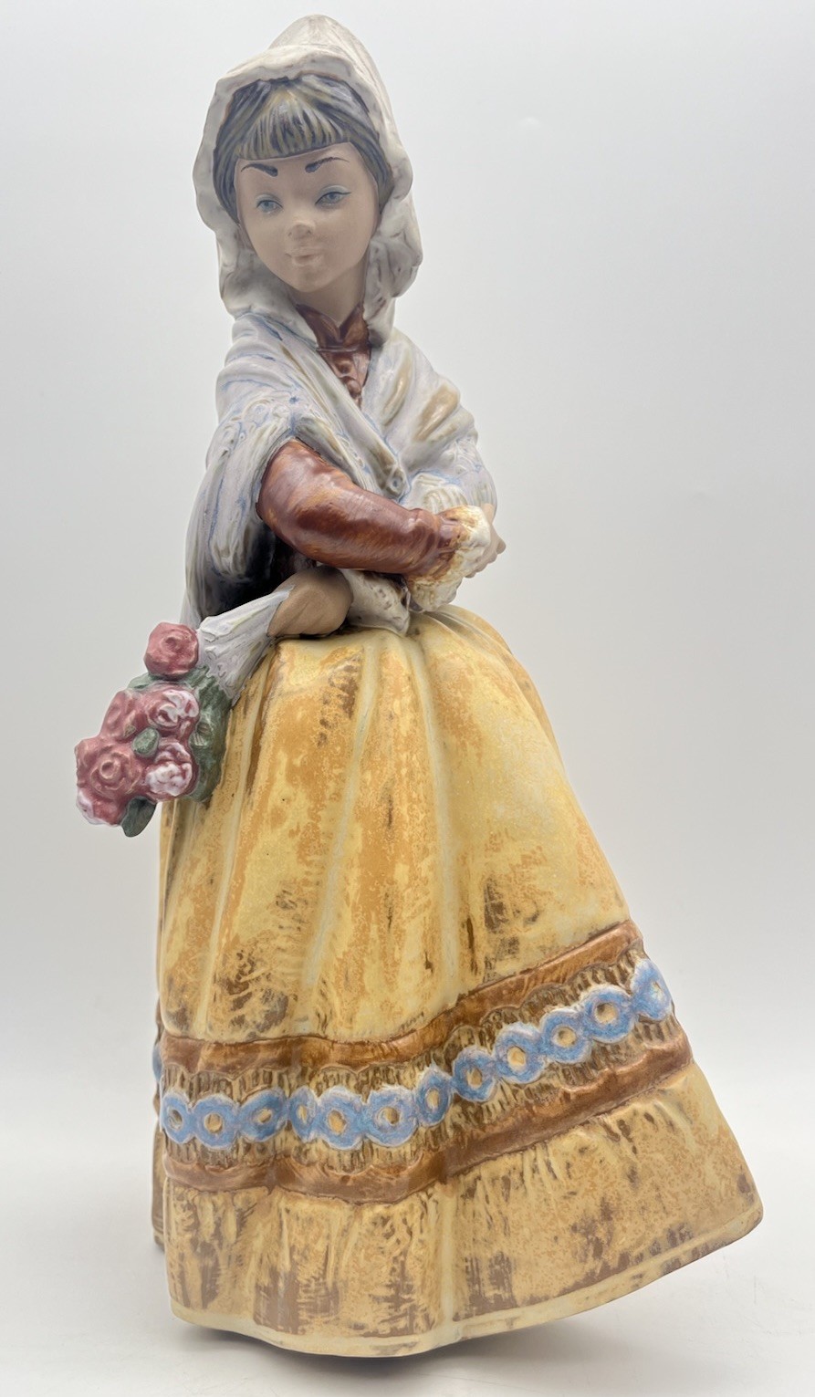 Lladro 3505 Country Girl Figurine Fiesta Gres Finish AS-IS Base Chip