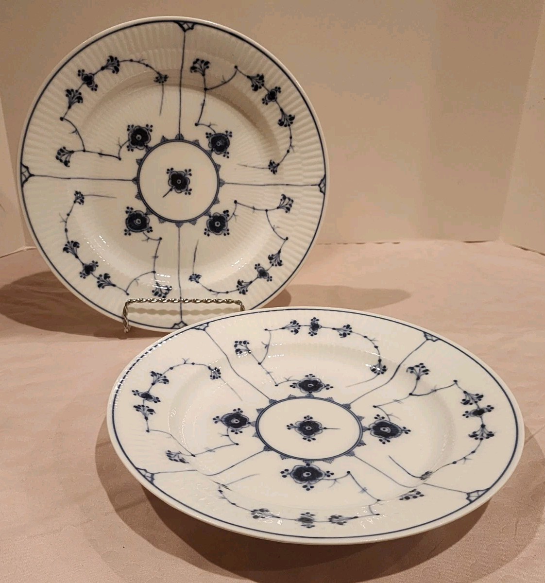 (2) Antique Royal Copenhagen Blue Fluted Plain Dinner Plates Old Mark 1850-1890 (2) Antique Royal Copenhagen Blue Fluted Plain Dinner Plates Old Mark 1850-1890