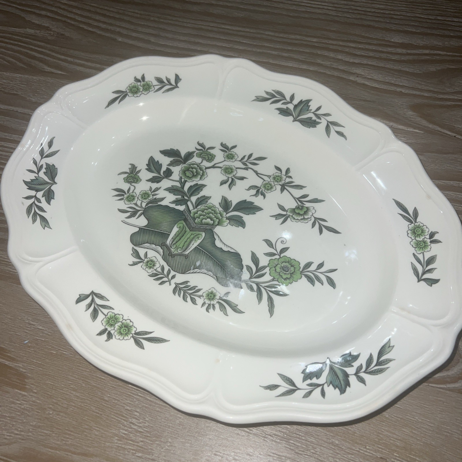 Vintage Wedgwood Green Leaf Queen’s Shape Oval Serving Platter England