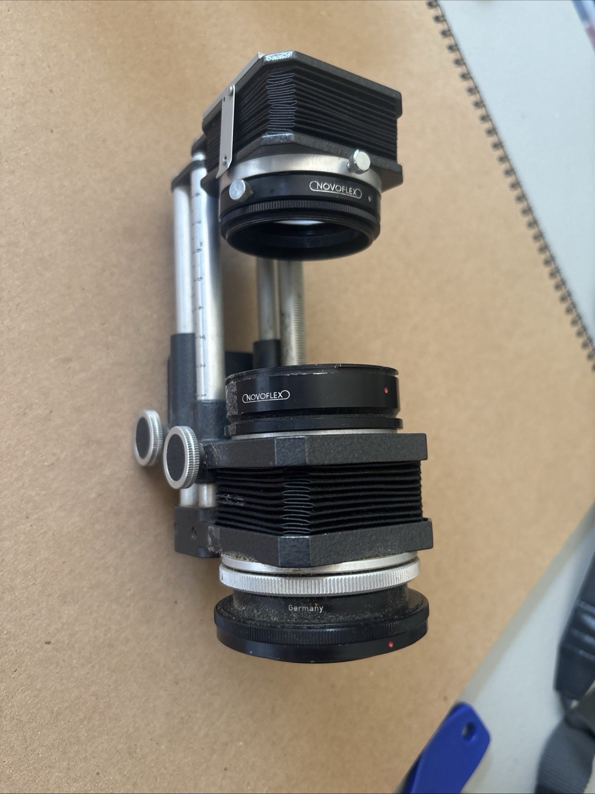 Vintage NOVOFLEX precision macro bellows made in Germany. Includes Leica “LEICAN Vintage NOVOFLEX precision macro bellows made in Germany. Includes Leica “LEICAN