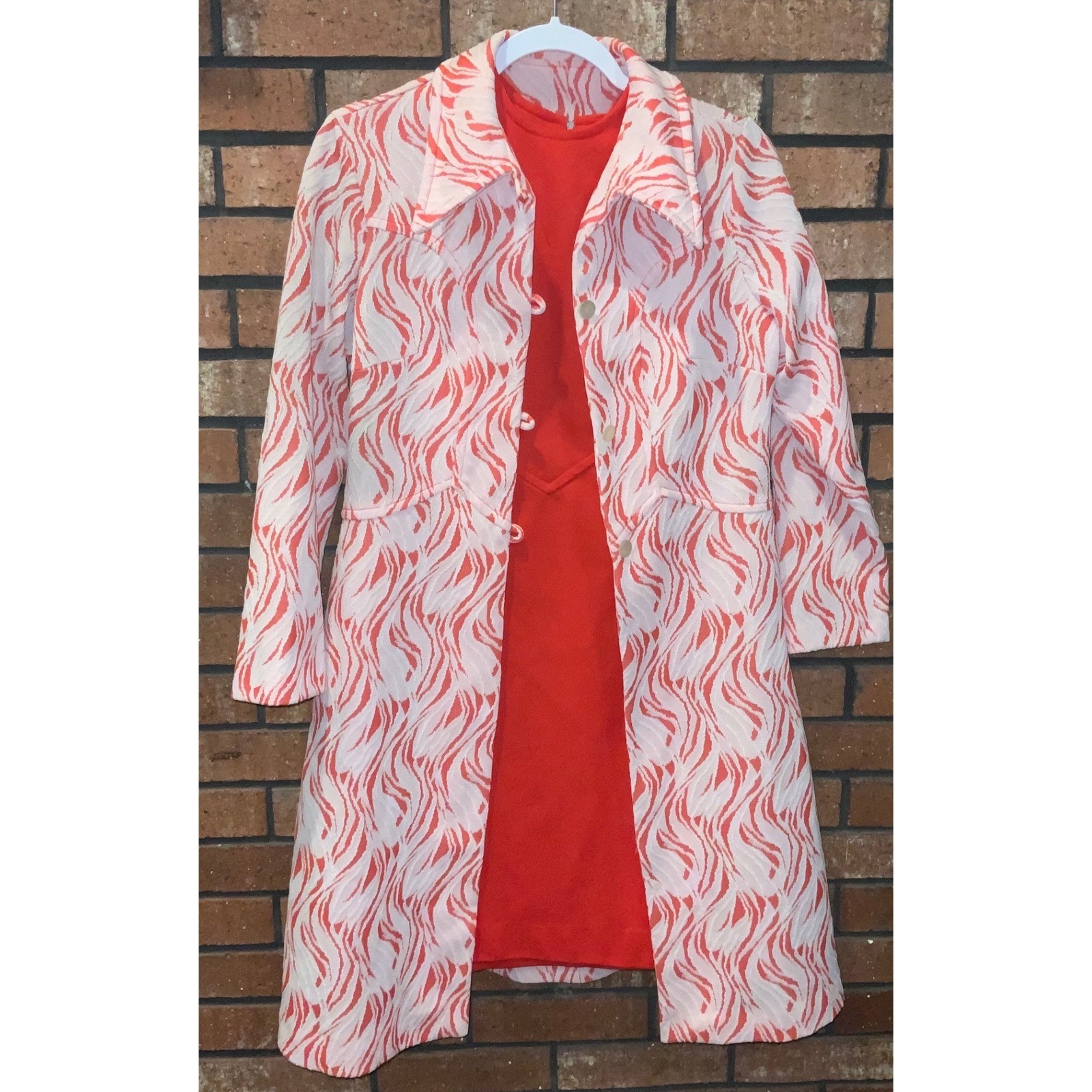 Vintage 60s 70s Mod Red Shift Dress & Wavy Print Coat Set